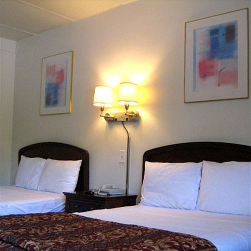 Charlotte Express Inn Zewnętrze zdjęcie