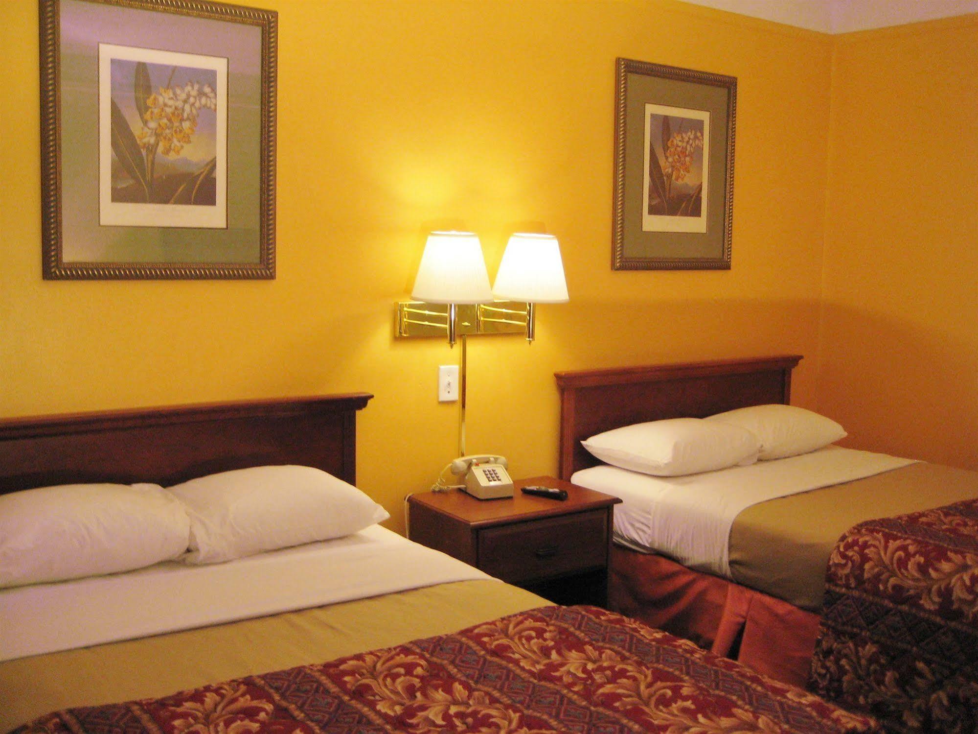 Charlotte Express Inn Zewnętrze zdjęcie
